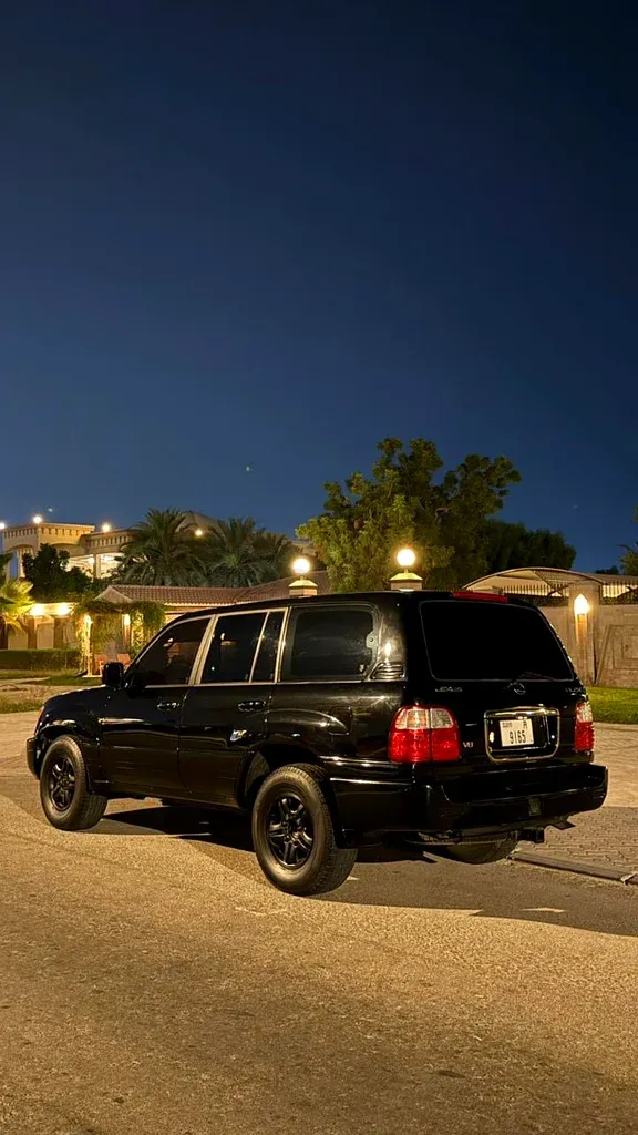 Lexus LX 2002
